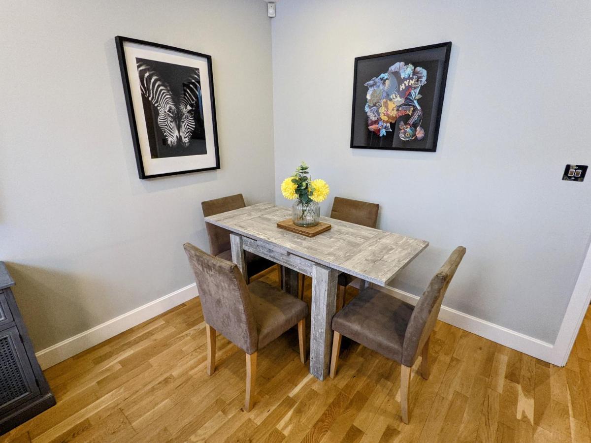 Heart Of The - Free Parking Apartment *